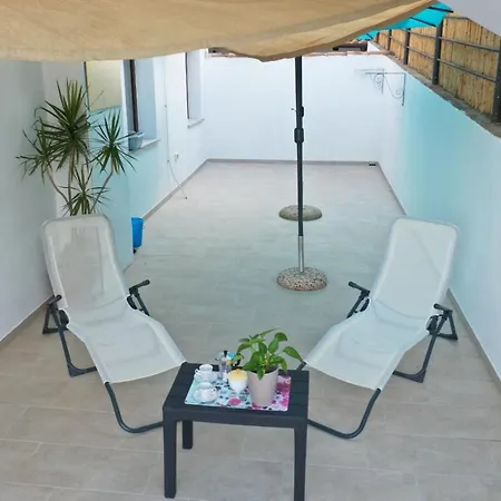 Casa A Due Passi Dalla Casa vacanze *